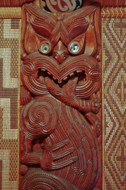 MAORI CARVINGS clipart