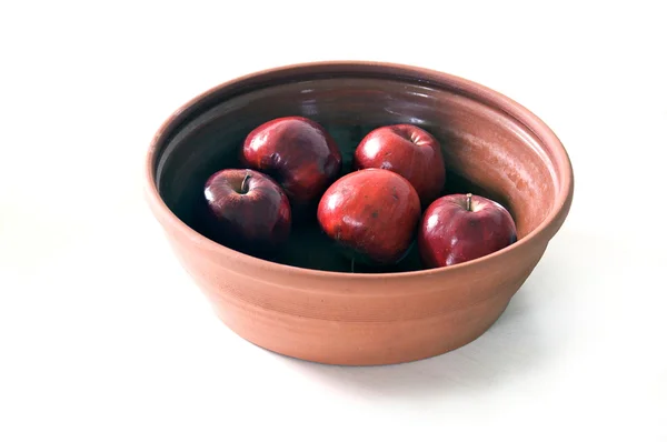 stock image Ceramic bowl of apples on white