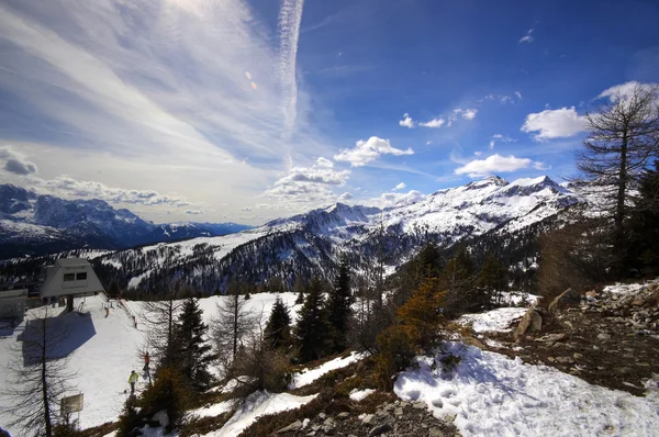 Italienska Alperna för skidåkning — Stockfoto