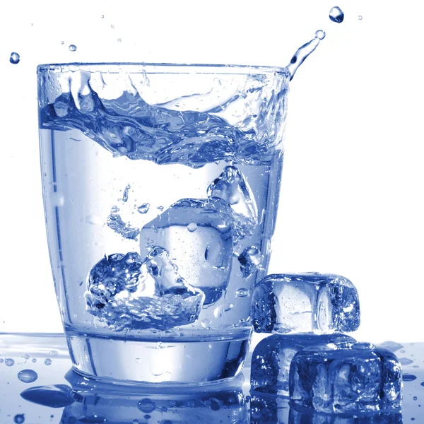 Пиття води — стокове фото