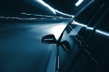 Araba hareket ile gece sürücü