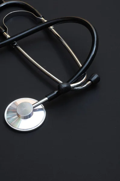 Stethoscope on black — Stock Photo, Image