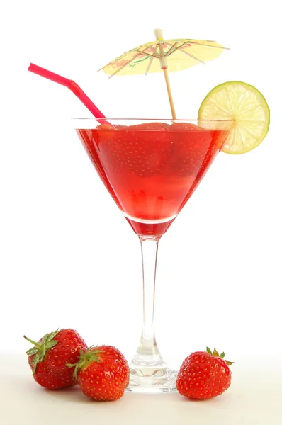 Jordgubbsjuice eller cocktail — Stockfoto