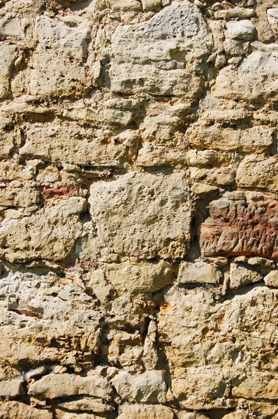 벽돌 벽을 허물어뜨리는 모습 — 스톡 사진