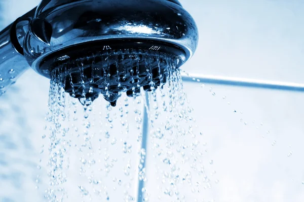 Dusch och vatten — Stockfoto