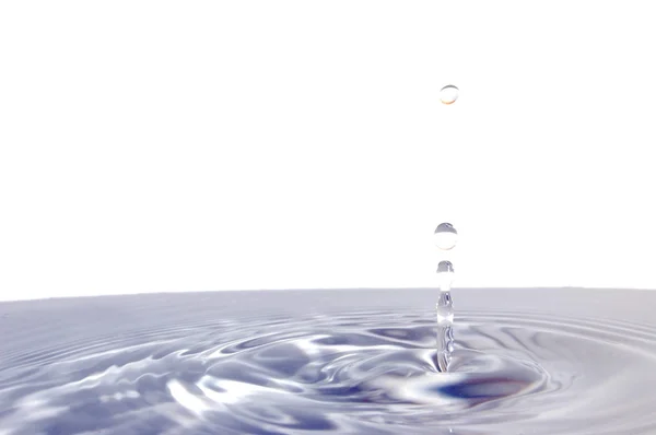 Krople wody izolowane na białym — Zdjęcie stockowe