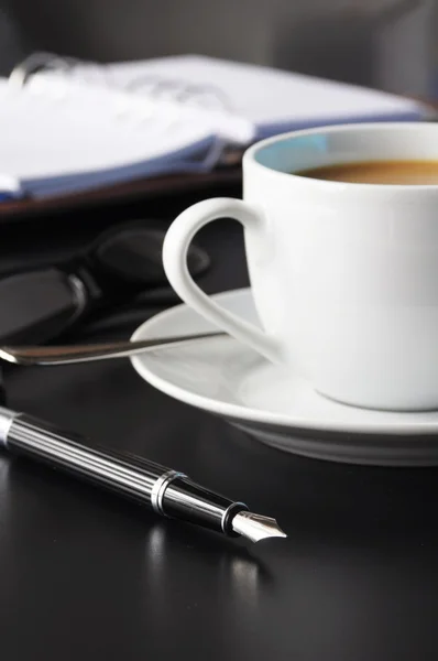Kaffee-Organisator auf einem Tisch — Stockfoto