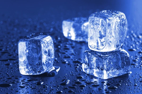 Cool ice cubes — Stock Photo, Image