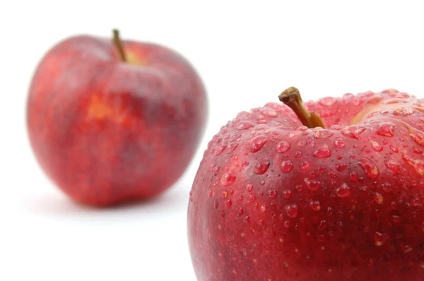 Verse rode appel geïsoleerd op witte achtergrond — Stockfoto