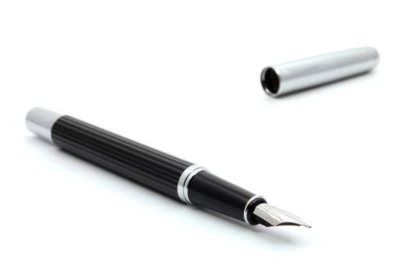 Πένα απομονωμένη σε λευκό φόντο — Φωτογραφία Αρχείου