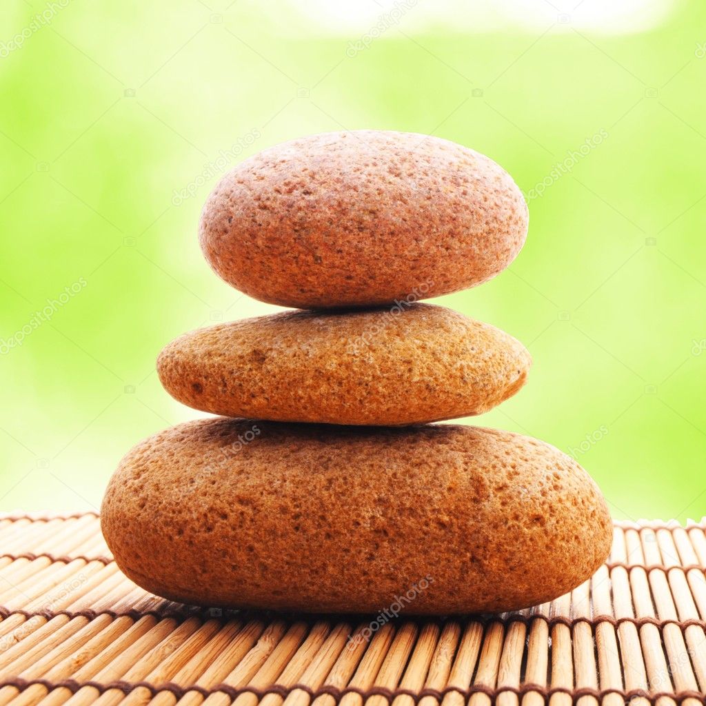 Zen stone with leaf — Stock Photo © gunnar3000 3566227