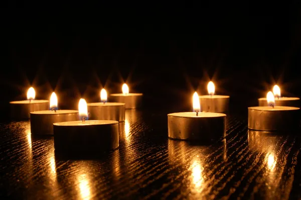 Luz de vela romántica — Foto de Stock