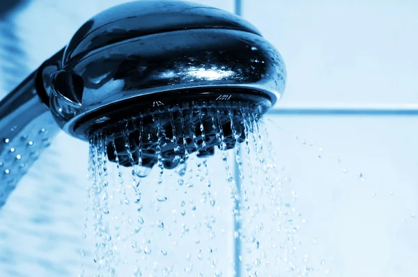 Prysznic i woda — Zdjęcie stockowe