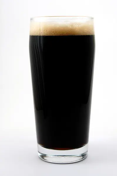 Cerveza oscura —  Fotos de Stock