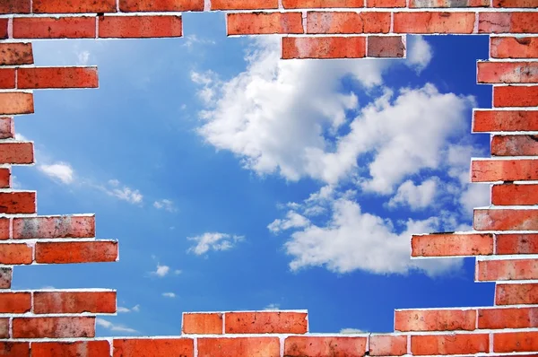 Mur de briques et ciel — Photo
