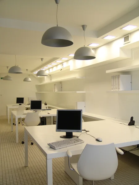 Een onderdeel van office in witte kleur — Stockfoto