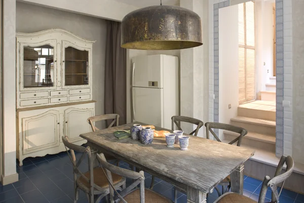 Belsejében egy konyha, nagy Lámpa — Stock Fotó