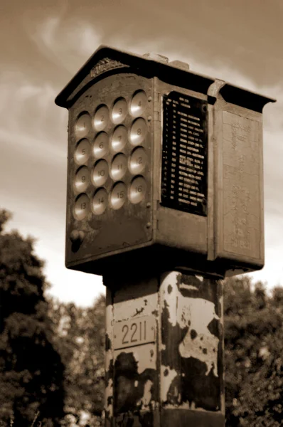 Antique metal mail box — Stock Photo, Image
