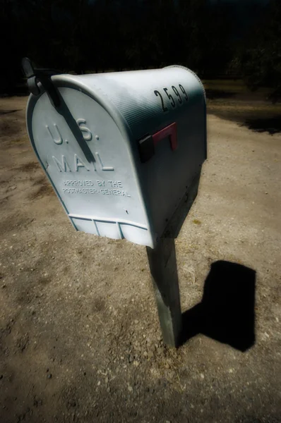 Briefkasten auf der Straße — Stockfoto