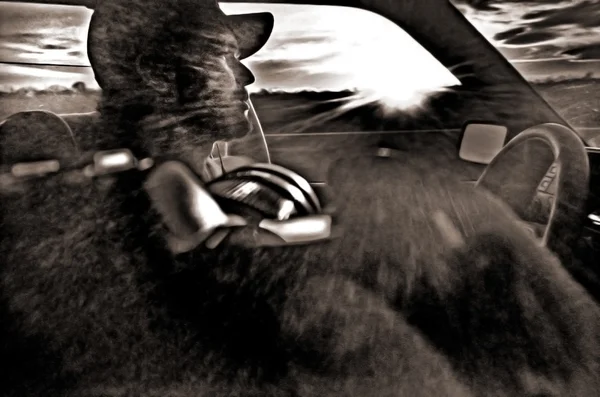 Muž řídí své auto — Stock fotografie