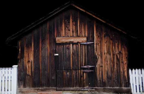 Stary stodoła drewniana — Zdjęcie stockowe