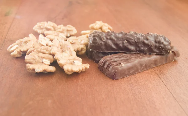 Chocolate and nuts — Stock Photo, Image