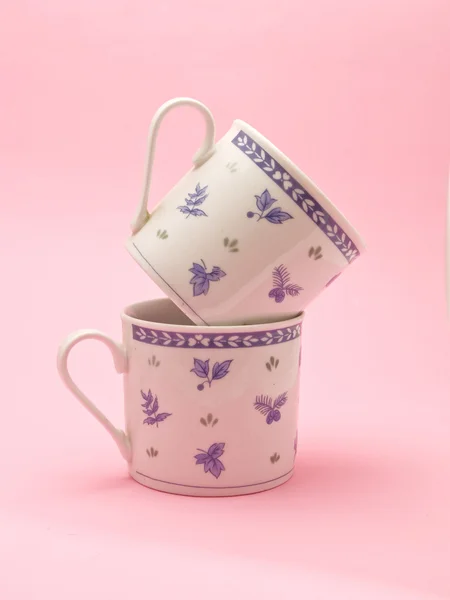Чашки чая сложены — стоковое фото