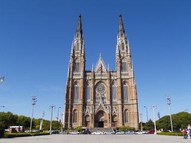 Katedral