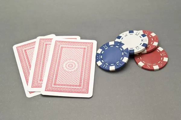 Playing cards and casino chips — Stock Photo, Image