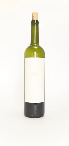 Botella de vino con etiqueta en blanco — Foto de Stock