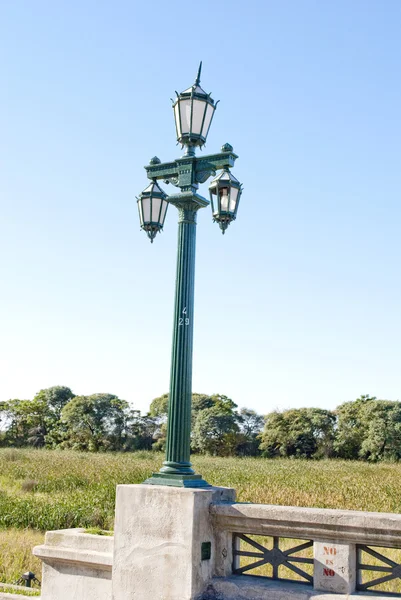 Paisagem costeira e lanterna — Fotografia de Stock
