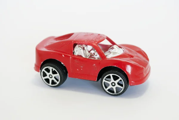 Rode speelgoedauto — Stockfoto