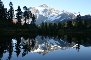 Mt Shuksan clipart