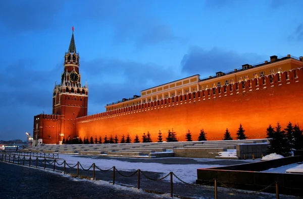 kremlin duvarı