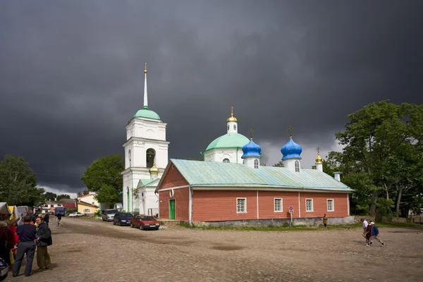Market place by Church in Russia. — Stock Photo, Image