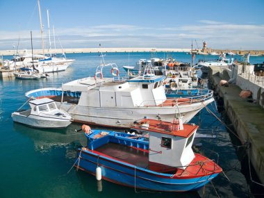 monopoli liman manzaralı. Apulia.