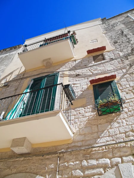 Perspektiv av trani hus. Apulien. — Stockfoto