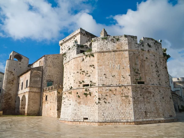 Het kasteel van Conversano. Apulië. — Stockfoto