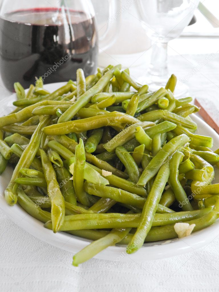 Yeşil Fasulye Salatası Yeşil Fasulye Salatası