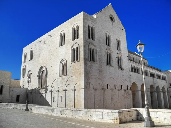 Szent Miklós-bazilika. Bari. — Stock Fotó
