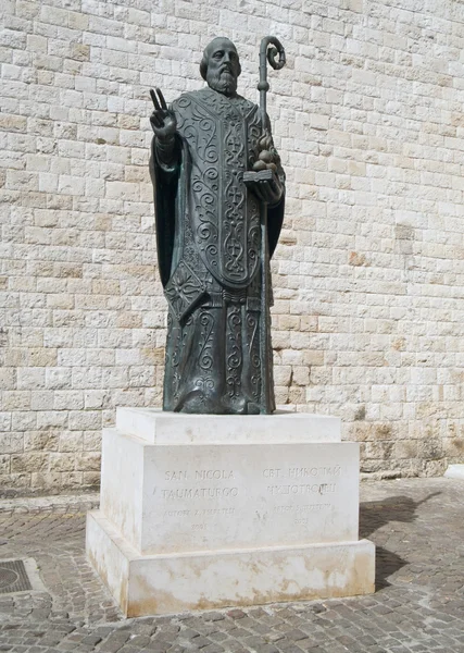 Statue Saint-Nicolas. Bari. Pouilles . — Photo