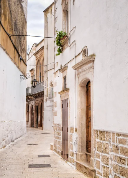 Alley of Martina Franca. Apulia. — Stock Photo, Image