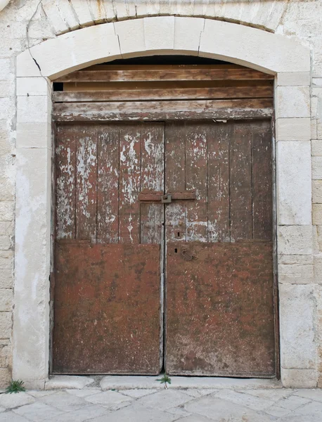 Wooden frontdoor. — Stock Photo, Image