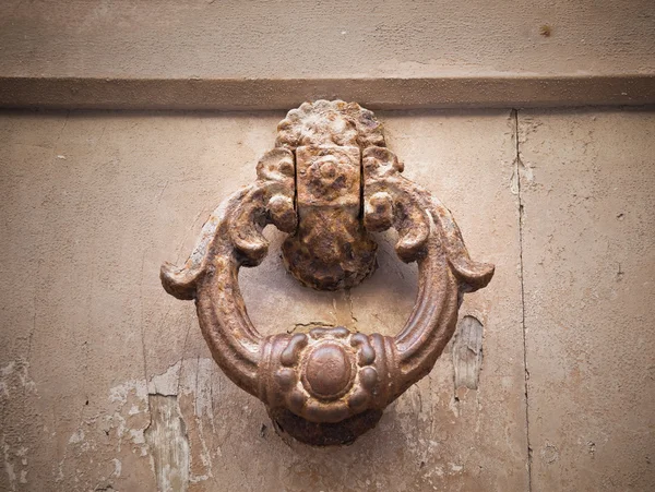 Ancient doorknocker. — Stock Photo, Image