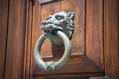 Wolf Head Doorknocker. clipart