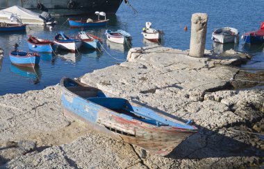 tekneler. Giovinazzo. Apulia.