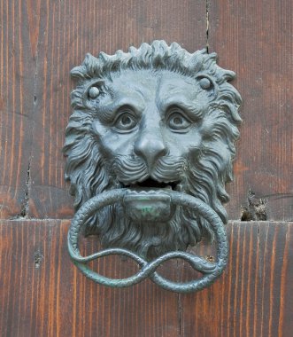 Lion Head Doorknocker. clipart