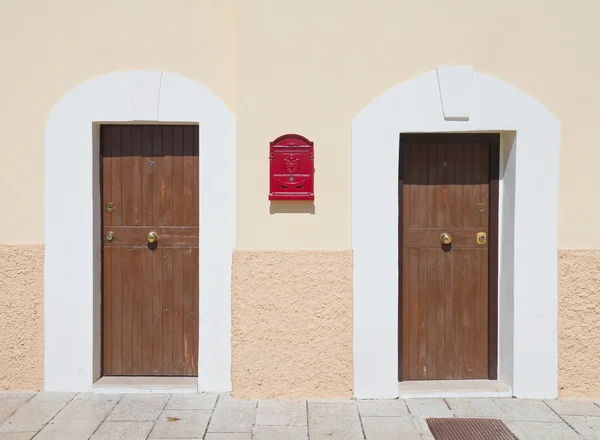 Doors with red postbox. — Stock Photo, Image
