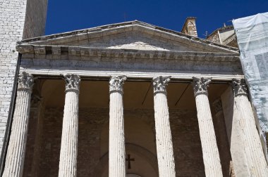 Temple of Minerva. Assisi. Umbria. clipart