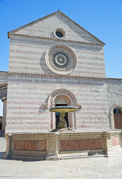 Basilica of St. Chiara. Assisi. Umbria. — Stock Photo, Image